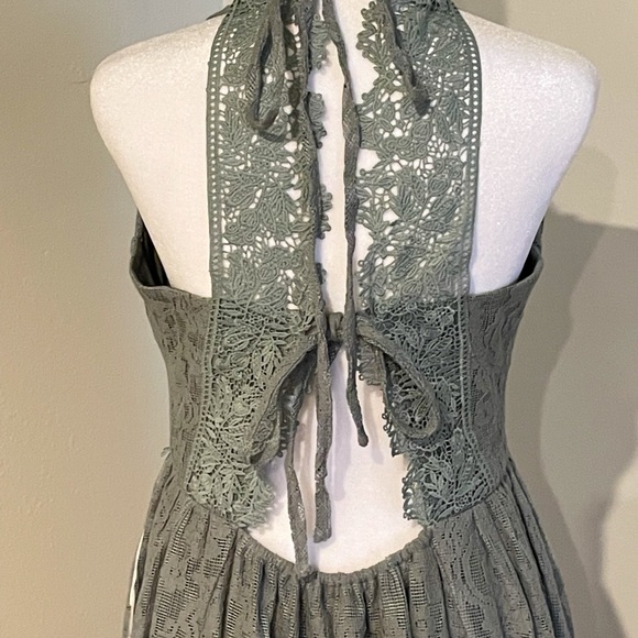 Joyfolie Lace Sage Midi Dress - Picture 6 of 7